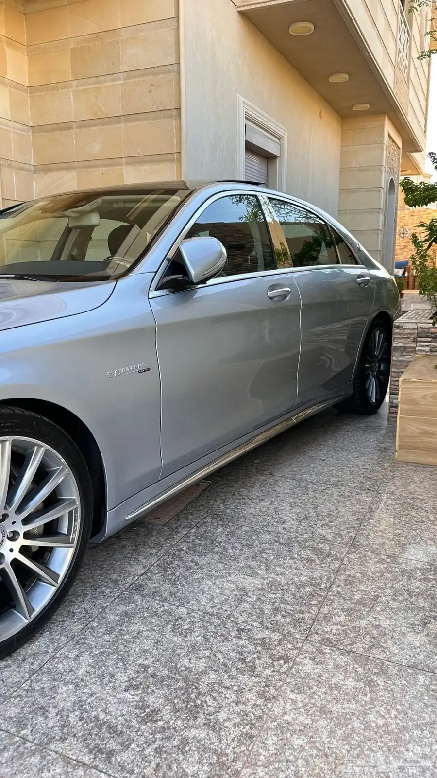 للبيع مرسيدس s400 ادشن 1 طلبيه ممشى قليل 79