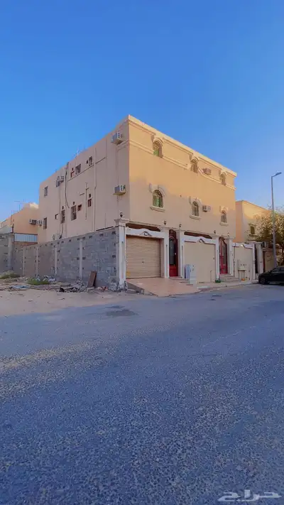 للبيع عمارة سكنية في حي طيبة بدخل 96 ألف سنوي 0