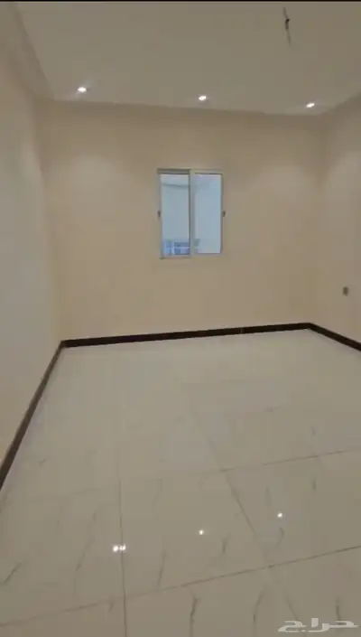 شقة جديده للإيجار حي الريان 7
