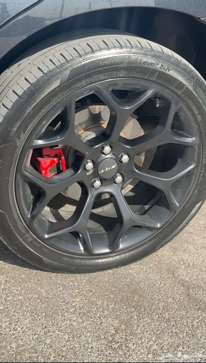 للبيع 4 جنوط كرايسلر Rt أصلية 2