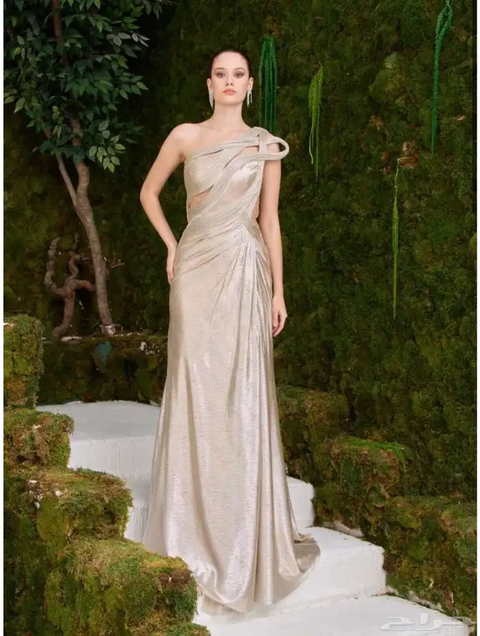فستان ماركة for costume 1