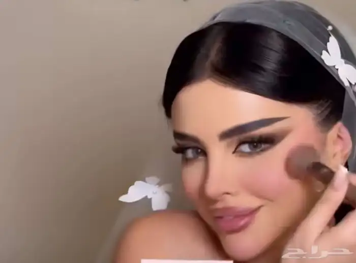 ميك اب ارتست دلال 0