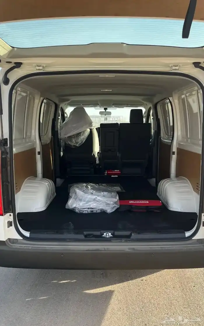 باص هايس فان ديزل بضاعة للايجار مع السايق 5