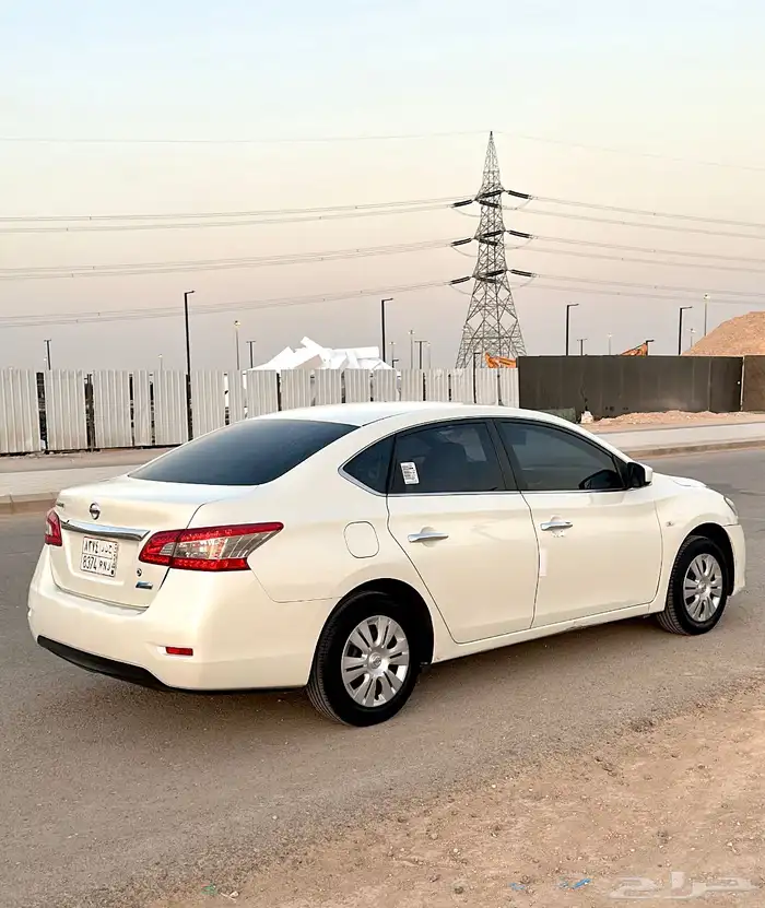 نيسان سنترا 2015 3