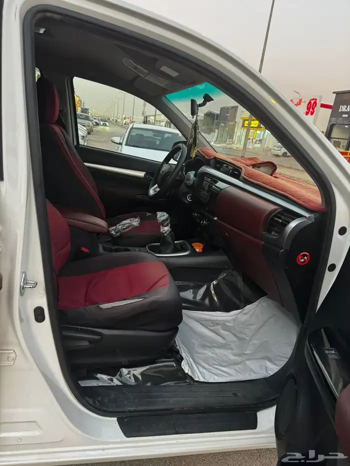 هايلكس 2021 فل 10