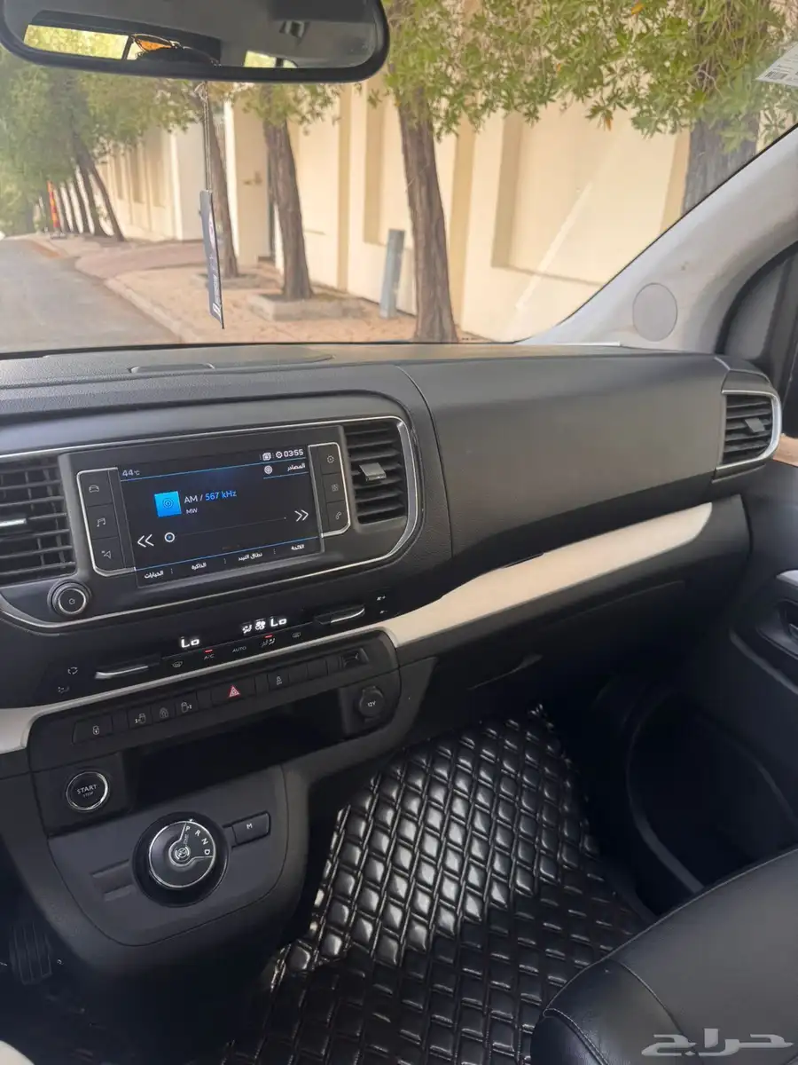 بيجو ترافلز ViP مخزنة ممشى قليل 2018 بودي وكالة مالك اول index