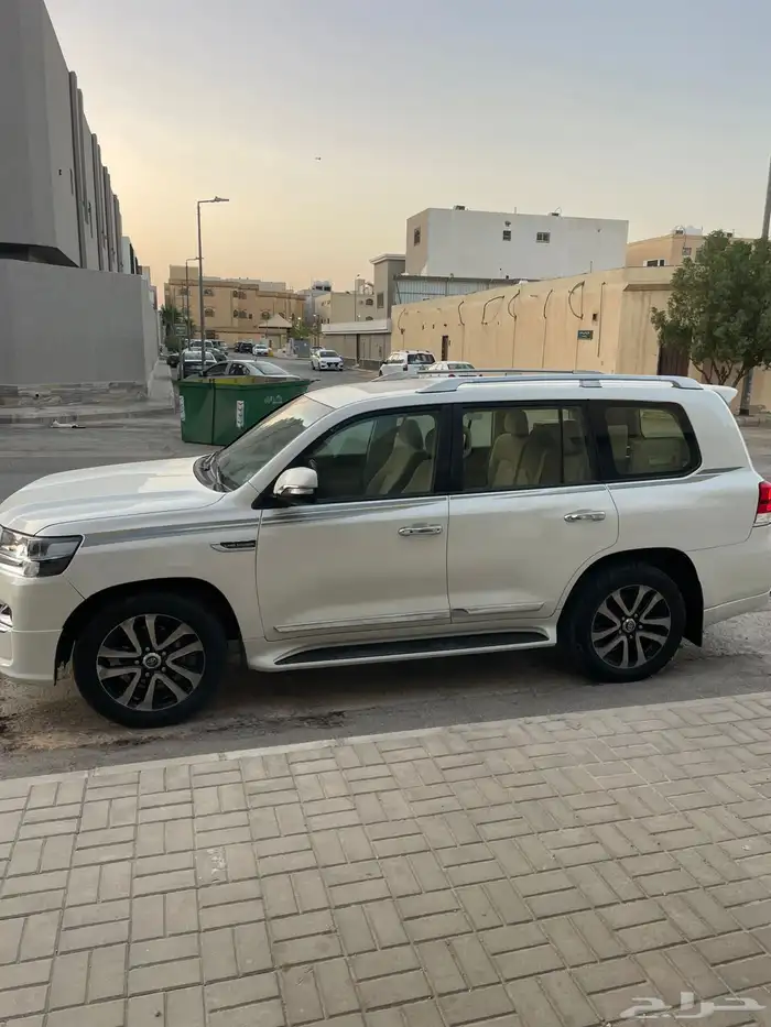 للبيع جي اكس ار 2019 ديزل كل شي بلد 3