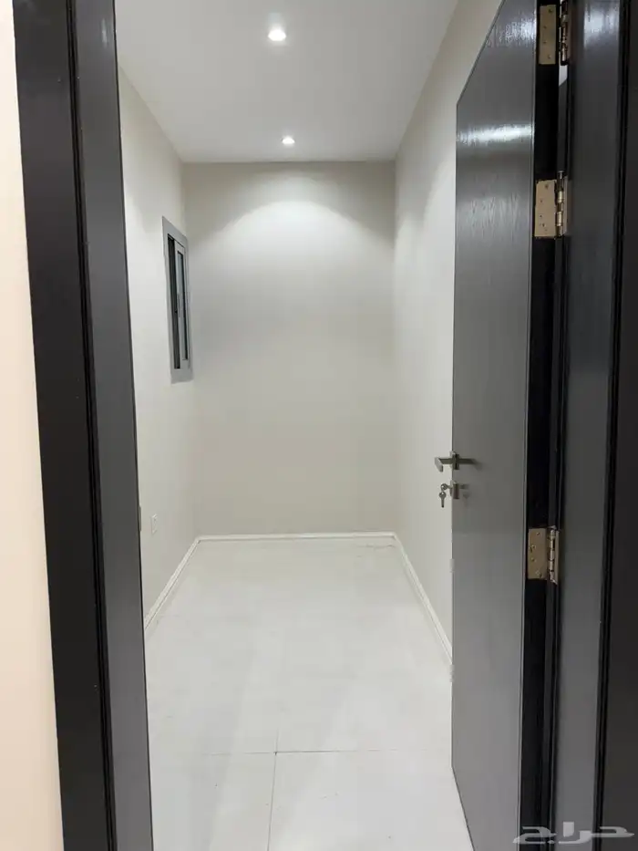 شقة للإيجار بحي الصواري 14