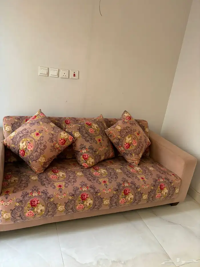 كنب ممتاز السعر مغري 1