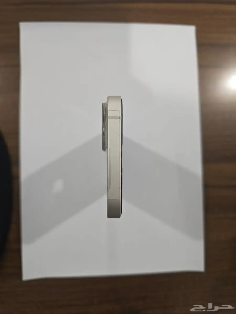 آيفون 13 ابيض للبيع 1