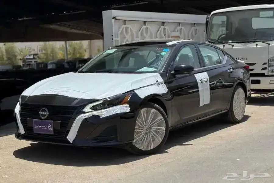 نيسان التيما 2025 (ستاندر و نص فل) عازل حراري مجاني 4