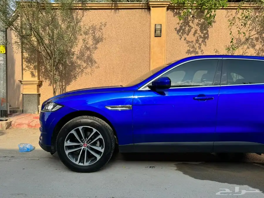 Jaguar F Pace 2020 - Blue index