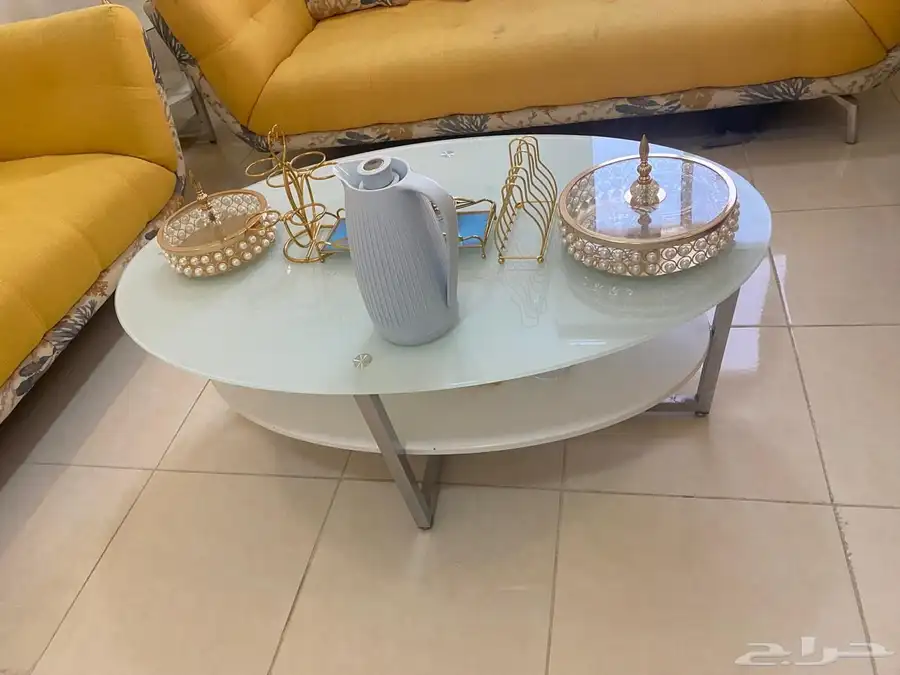 كنب للبيع نظيف 0