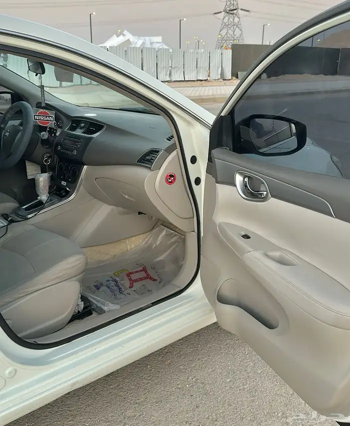 نيسان سنترا 2015 24