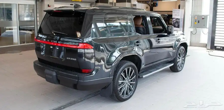 لكزس GX 550 شبه جديد 2025 بسعر مميز index