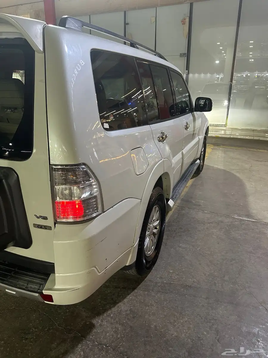 متسوبيشي باجيرو 2010 GLS للبيع 2