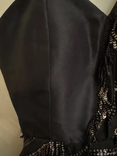 فستانين سهره جديده اسود وذهبي 4