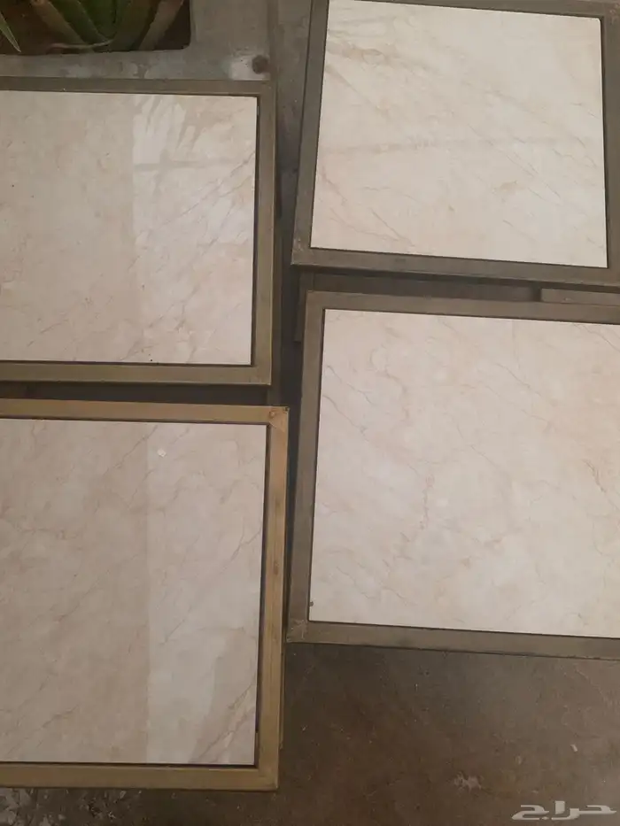 طاولات ارضيه للبيع 1