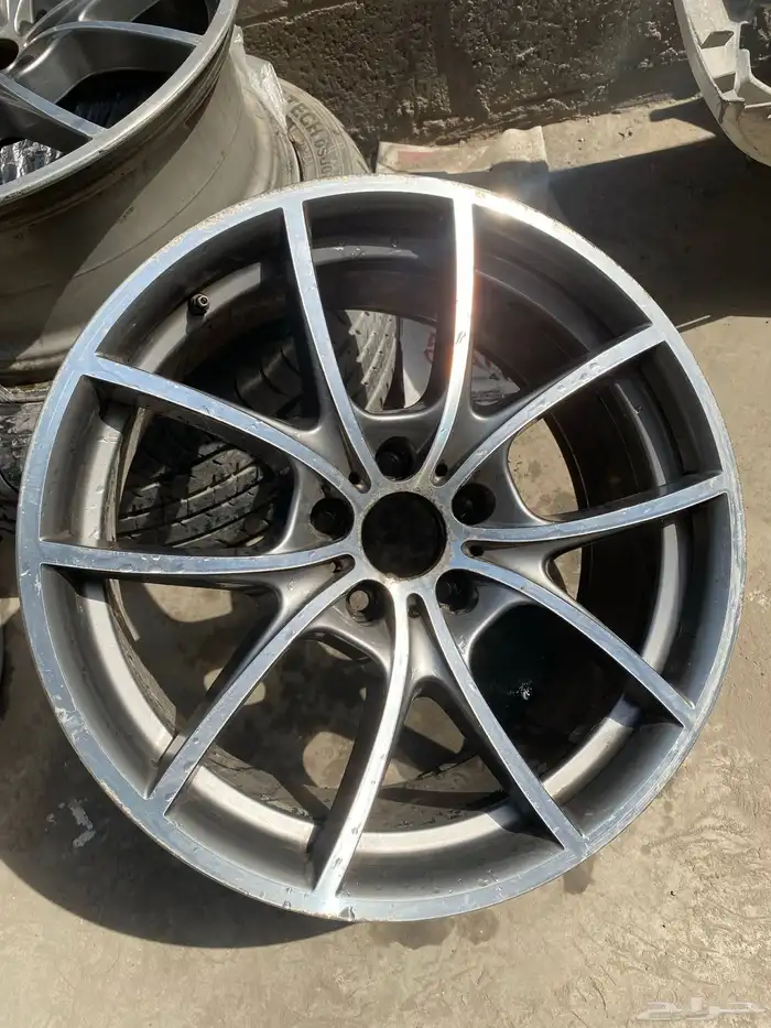 قطع غيار رنج روفر و جاكور 33