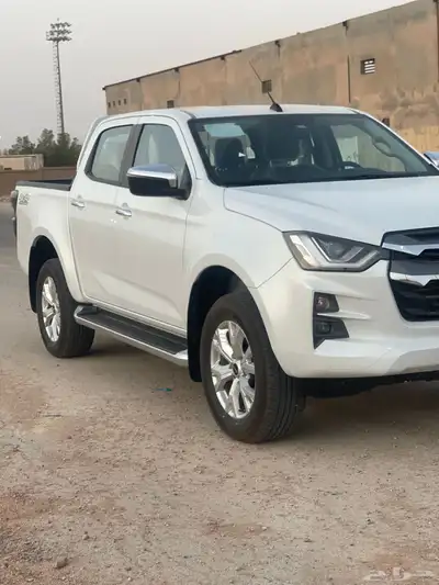 ايسوزو ديماكس 2024 اصفار 1