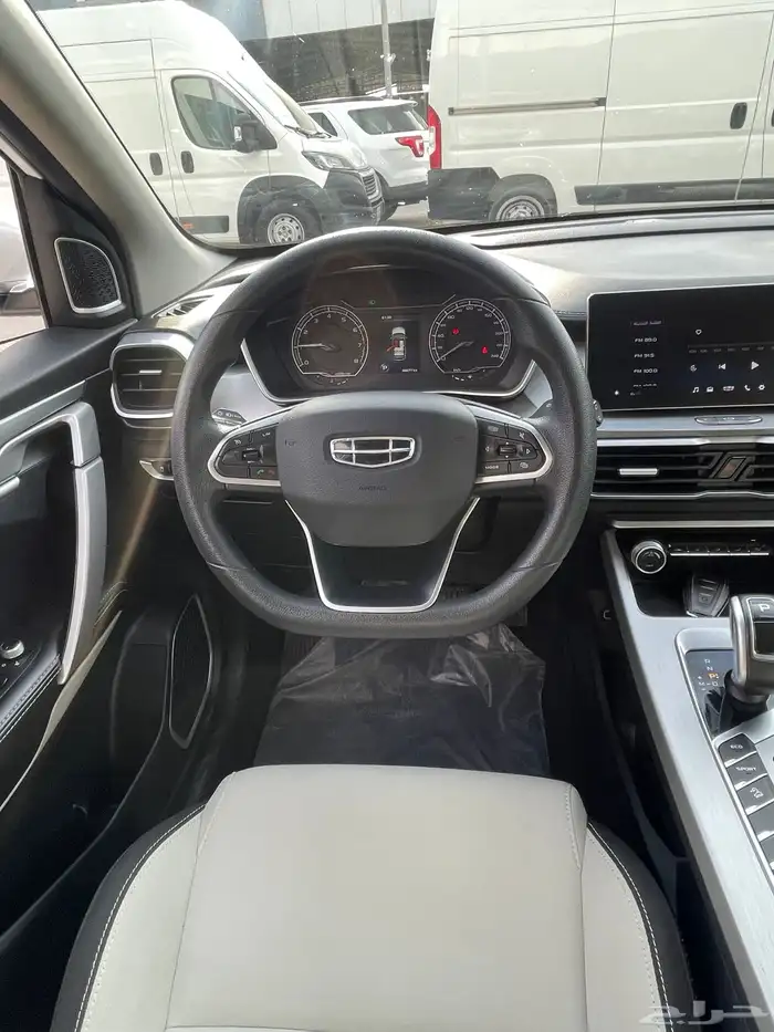 جيلي كولراي موديل 2022 عداد 47 نظيف 8