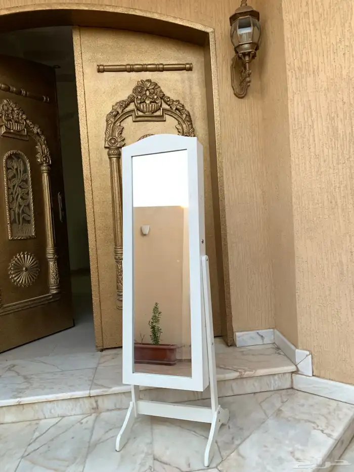 مرايه مع دولاب خزانه مجوهرات واكسسوارات 0