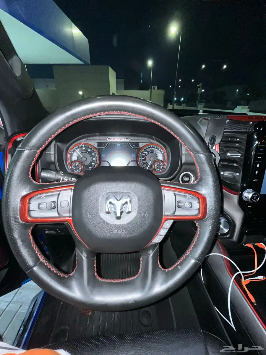 دوج رام ريبل 2022 v8 سعودي مالك اول تحت الضمان 21