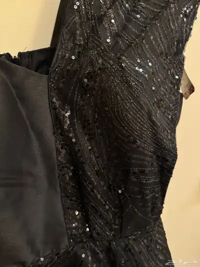 فستانين سهره جديده اسود وذهبي 6