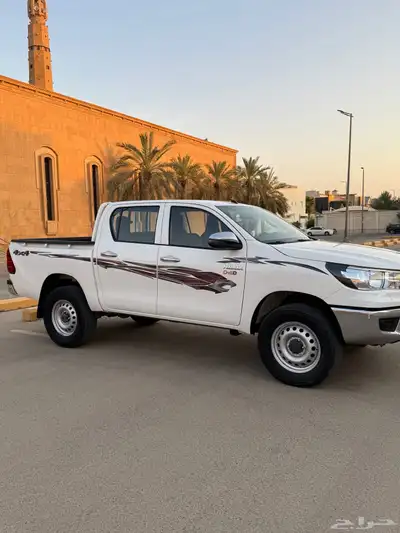 هايلوكس 2023 ديزل دبل نظيفه جدا 7