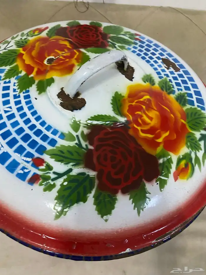 سطل غضار كبير مميز ونادر 1