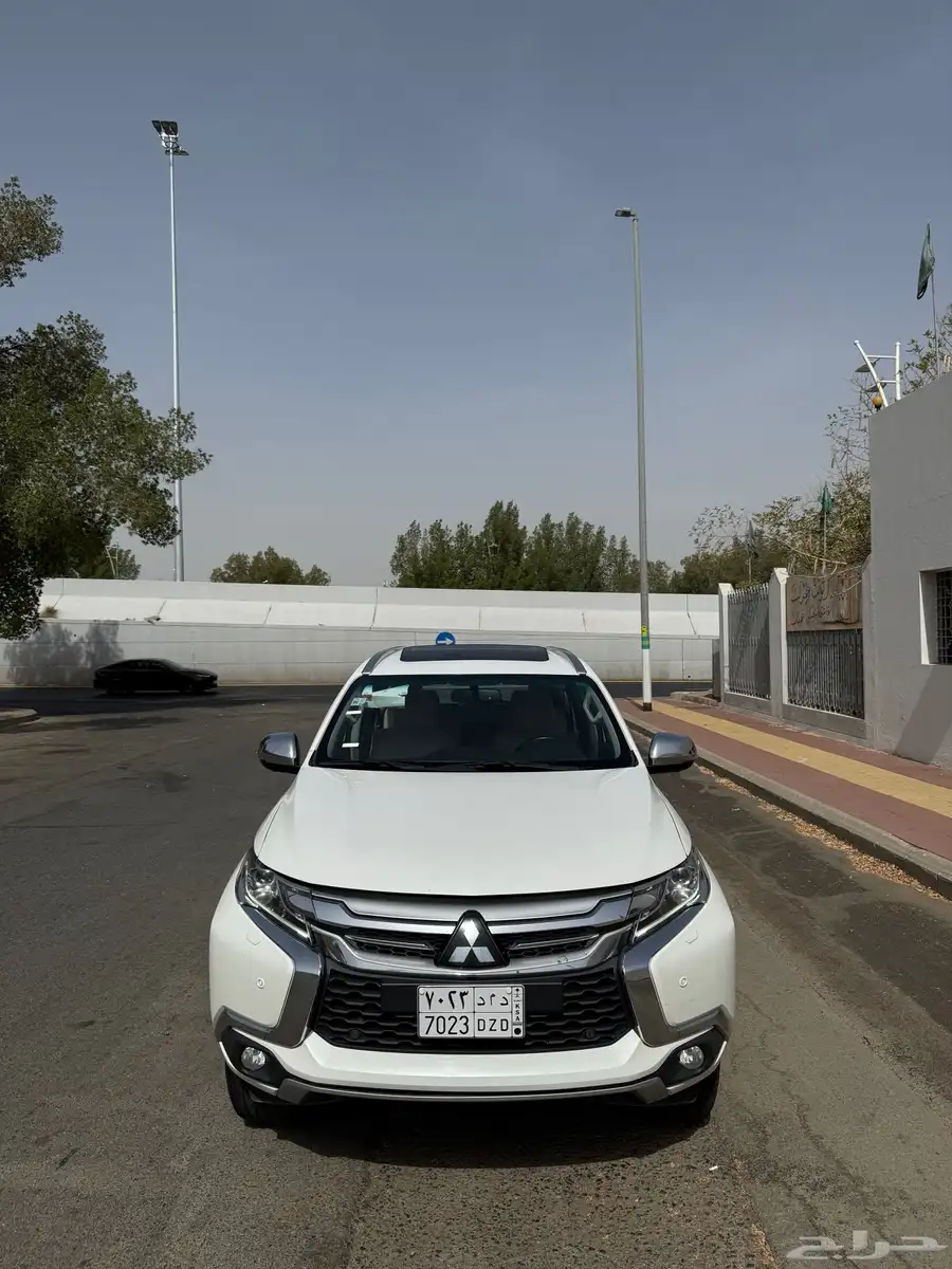 للبيع مونتيرو  بودي وكالة أول مالك السيارة  اخو الجديد 0