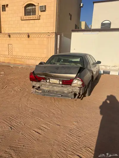 فورد قراند مركيز 2003 ذهبي 7