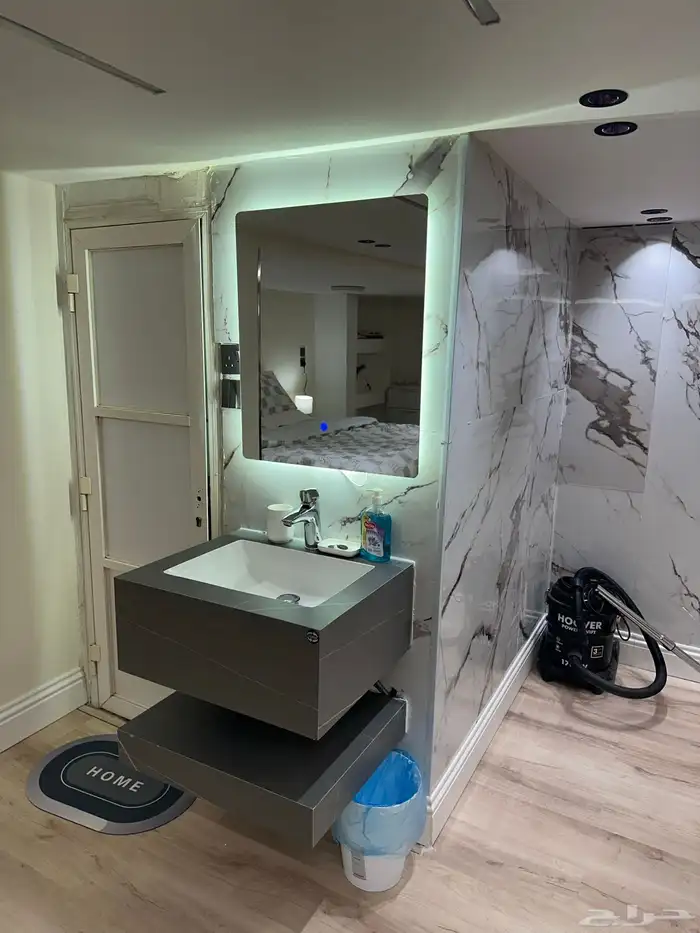 استوديو واسع بجلسة خارجية ايار يومي فقط 17