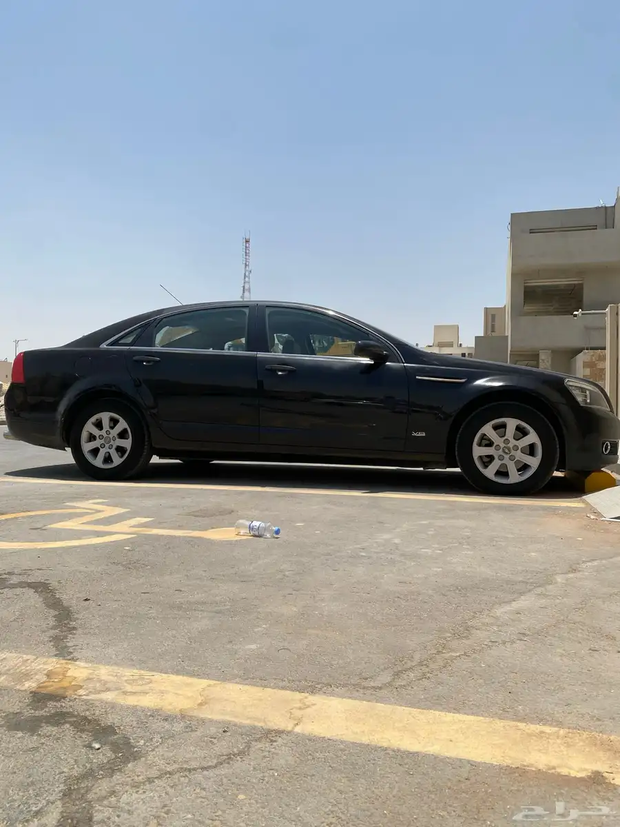 كابريس LS 2008 اللون اسود V8 index