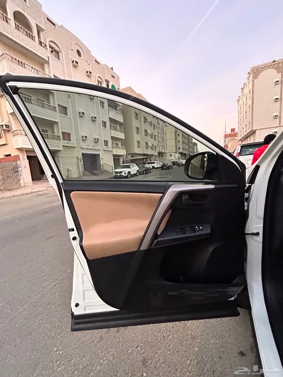 راف فور 2018 مخزن ممشى (27ألف) كيلومتر فقط 11