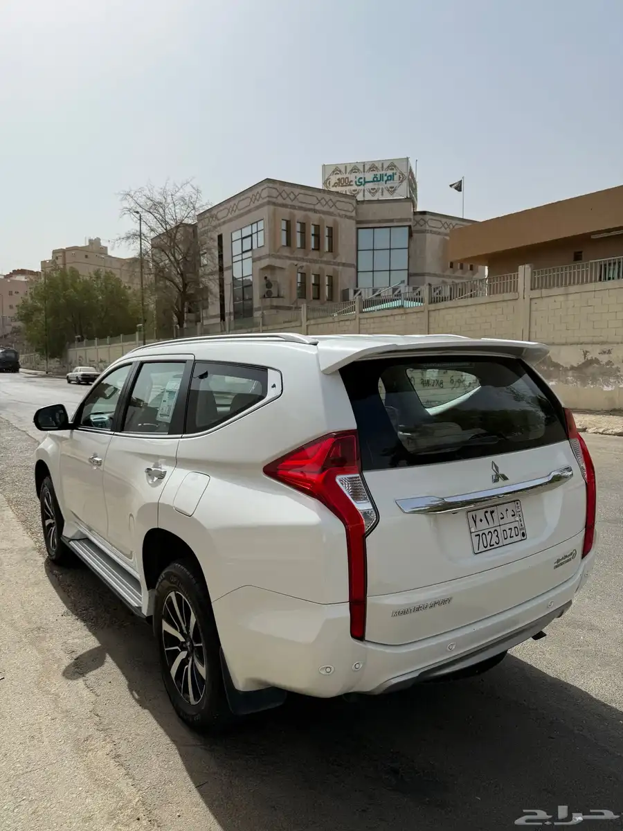 للبيع مونتيرو  بودي وكالة أول مالك السيارة  اخو الجديد 6