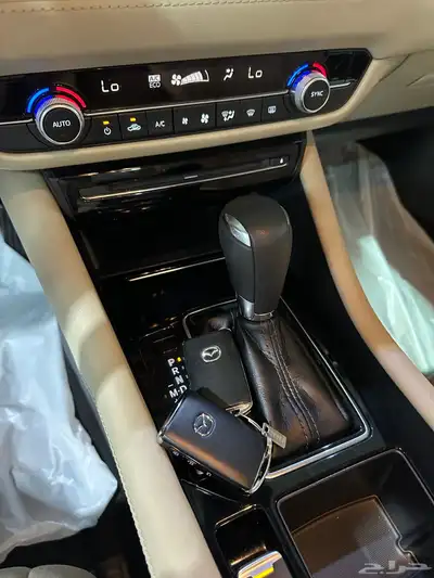 مازدا 6 2022 فضي 32