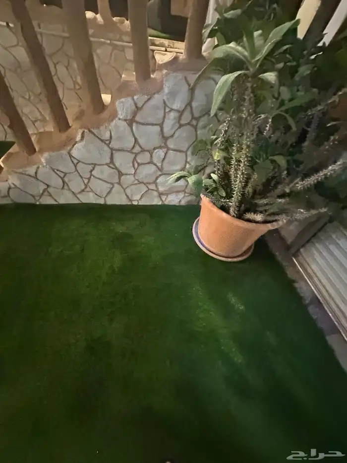 استوديو واسع بجلسة خارجية ايار يومي فقط 22