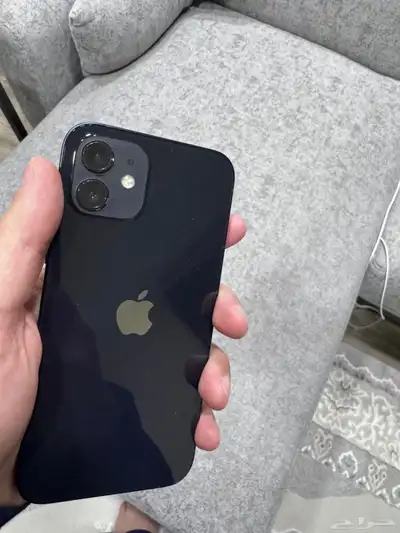 ايفون 12 4