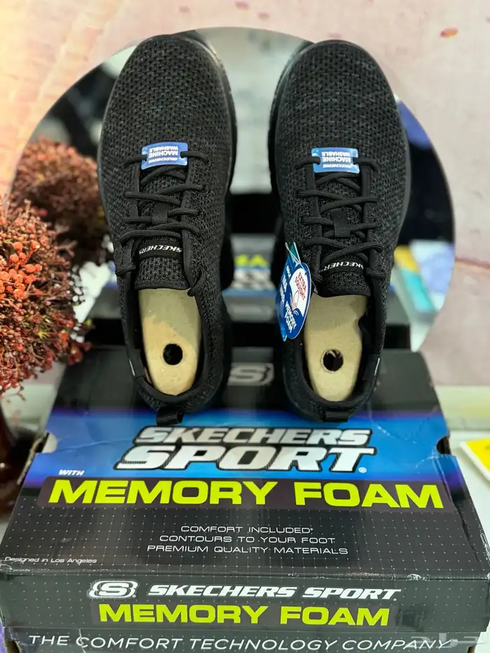 original Skechers size 45 1