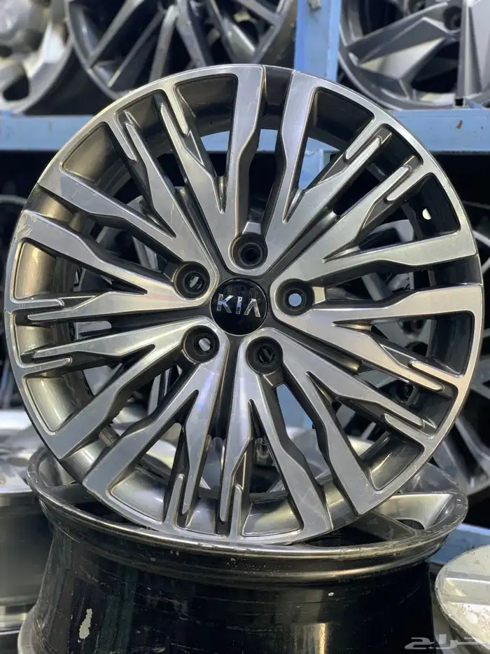 جنوط كيا كادينزا موديل 2021 مقاس 18 اصلية وكالة 0