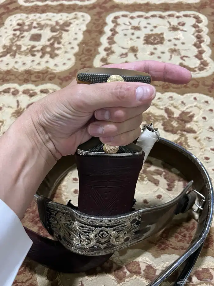 جنبيه صنعاني حك زرف لكن شغل كفو للبيع ولا بعد سيمت 2