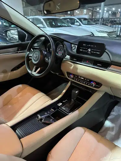 مازدا 6 2022 فضي 24