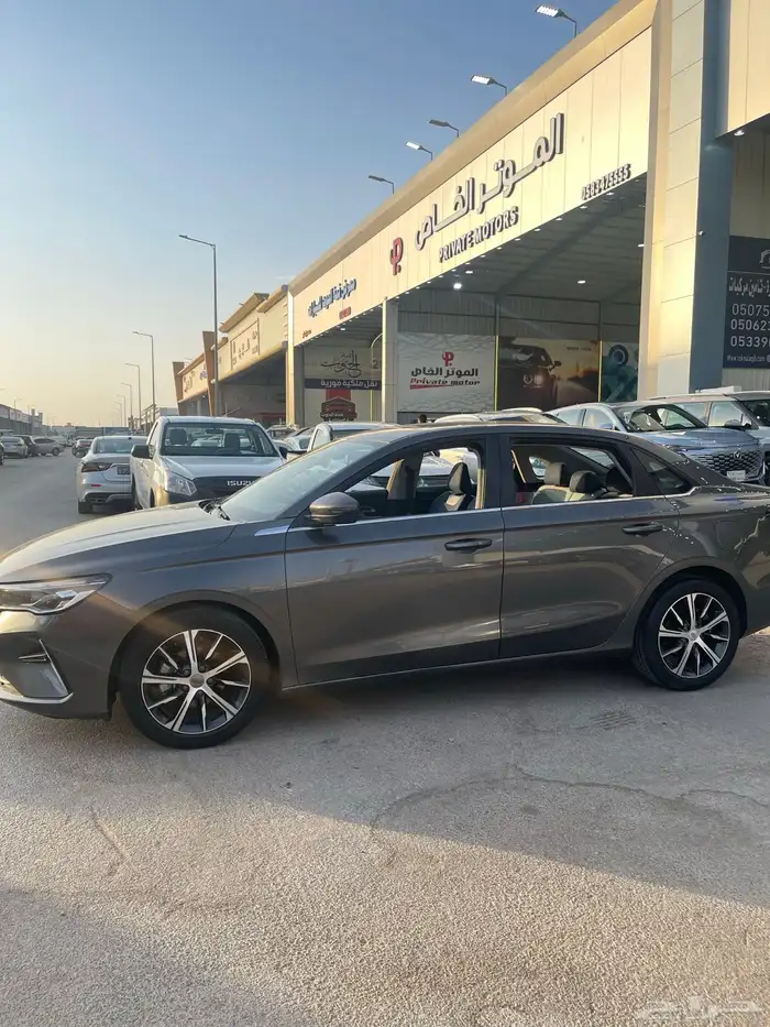 جيلي امجراند موديل 2023 فل كامل 5