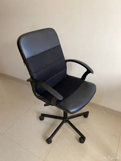 كرسي دوار من ايكيا 0