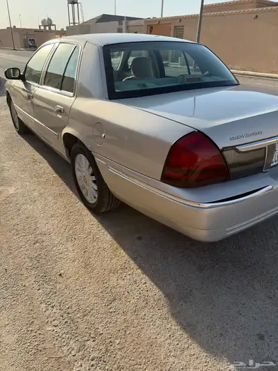 فورد ماركيز 2008 أمريكي 2