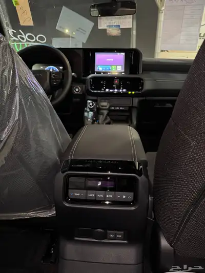 تويوتا برادو TXL-1 بنزين 2025 9