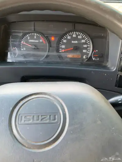 للبيع ايسوزو سطحه 9