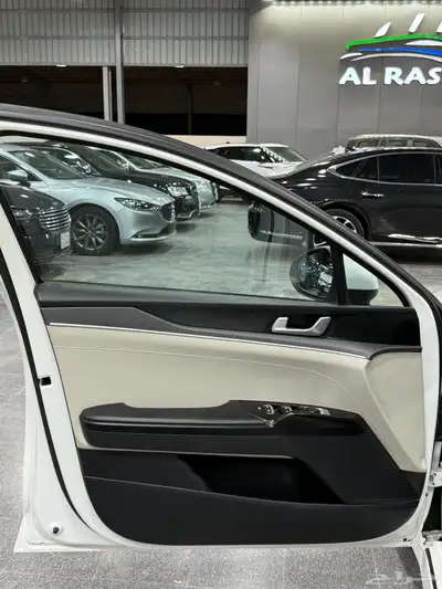 كيا كيK5 مطور 2021 مطور لدى معرض(عبيد الرشيدي) 35