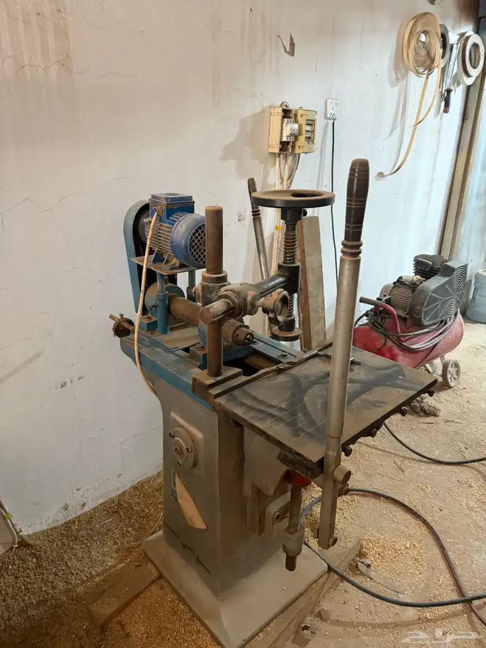 مكاين نجارة للبيع او للإيجار 3